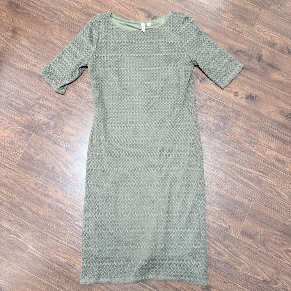 TACERA HUNTER GREEN LACE AND LINED MID LEGNTH DRESS